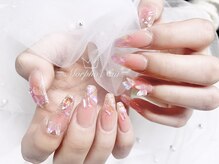 モルフォネイル(Morpho nail)の雰囲気（チックベースにしたワンホンネイル、プチプラ可愛い）