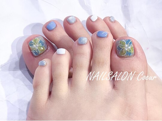 2025年冬】フラワー リゾート フットのネイルデザイン集｜人気順｜7  