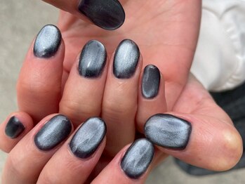 ネイル アトリエ コモード(nail atelier Comodo)/マグネットネイル [ノクターン]