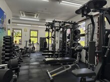 レボフィットの雰囲気（☆トレーニング初心者でも扱いやすい豊富なマシンラインナップ☆）