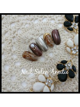 ネイルサロン アミティエ(Nail Salon Amitie)/ミラーネイル×クールべっ甲柄