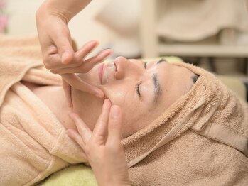 ミル ヴー(mille voeux)/メンズフェイシャルエステも人気