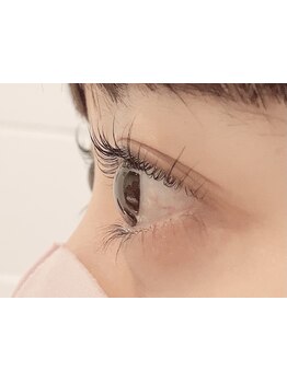 ナチュラル上品な目元にしたい