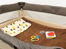 ベビーベッド/泣いてもOK◎人目を気にせずご来店ください♪