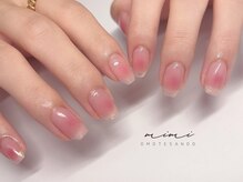 丁寧なフィルイン技術で爪への負担を最小限に抑えます