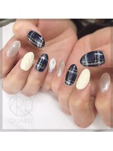 クオーツ(QUARTZ)/チェック&ニットネイル