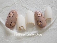 ネイルサロン ブランシュール(Nail Salon Blancheur)/グレージュホロフラワーネイル