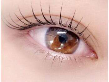 グロウアップ ビューティ 丸の内店(Glow-up Beauty)の写真/下がりまつ毛や生え癖などのお悩みもお任せ下さい！【パリジェンヌラッシュリフト(上)¥6600→¥3980】