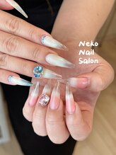 ネコ(Neko)/個性派　チークネイル　カラグラ