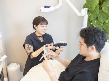 ユニヴェール(univers)の写真/怠ってしまっていた美白ケアお悩み解決、美しさをサポートさせていただきます♪歯を白くしながら口腔ケアも