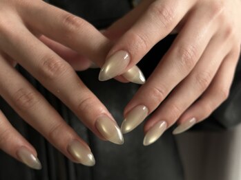 ムー(mu_.)の写真/美フォルムでナチュラルな仕上がり◎ジェルでの長さだしです♪