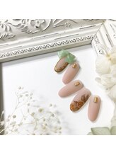 ヒトミネイルズ(Hitomi Nails)/