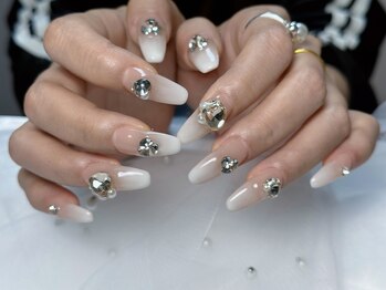 エム ネイルサロン(M)/長さだし+やり放題