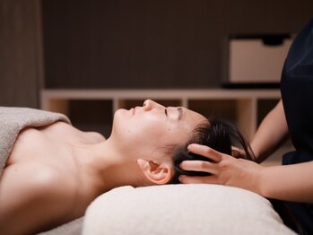 サロン ムーン(salon Moon)の写真/【癒しと改善が同時に叶う♪】とにかく癒されたい…仕事で疲れている貴方のご褒美にエステ120分コースが◎
