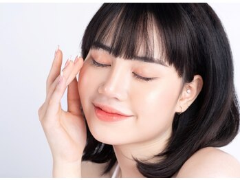 レイ 沖縄那覇店(Rey)の写真/[眉毛/アイブロウ/まつげパーマ]仕事終わり◎[フラットラッシュ/パリジェンヌ]アイブロウとのセットも◎