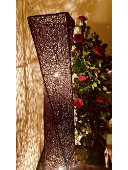 アロマリラク名古屋 栄店/落ち着いた照明