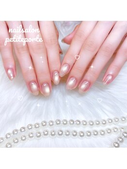 プティポルト(petite porte)/うる艶ベージュの上品マグネイル