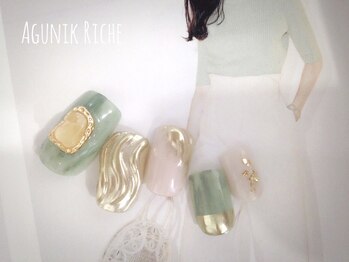 アグニークリッシェ(Agunik Riche)/【フットネイル】
