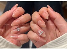 マグロ ネイルサロン/