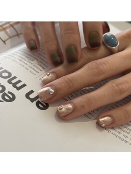 ニューミー(new me)/モードなガールクラッシュdesign