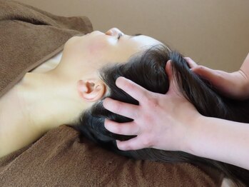 手と頭のいやし処スマティーの写真/【視界が広がる爽快感に感動!!】ズキズキと重い頭や眼精疲労、頭皮の硬さによるお顔の下がりを解消◎