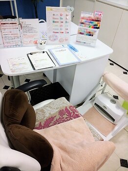 スウィーティーネイル 伊勢佐木一丁目店(Sweetie Nail)/フットのお客様はそのままお席へ