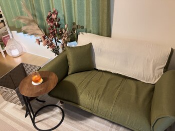 レポ(Lepo)/ご来店後すぐにソファーにご案内