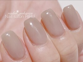 グレージュネイル