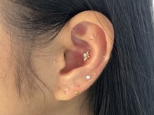 ノマン(Knoman)/耳つぼジュエリー