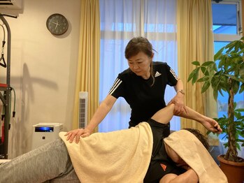 ここら心楽の写真/《男女スタッフ在籍》男性にも満足頂けるしっかり圧のもみほぐしが人気♪60分￥4580～/ヘッド・足つぼ◎