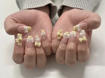 ルルシアン 代々木(luluchien)の写真/指がスッと長く見える魔法の長さ出し★うる艶ちゅるんフォルムで、つい見惚れる愛され手元へ♪