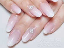 エトワールの雰囲気（上品で大人可愛いフラワーネイルやニュアンスアートが得意です♪）