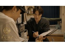 フミ(FUMI)の雰囲気(肩こりや腰痛になってしまう原因までお伝えしています。)