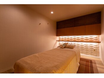 アカリ(燈 akari)/オイル施術ベットルーム