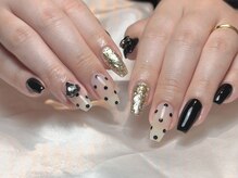 アルーチェ(A'Luce)/大きめドットネイル