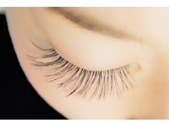 アイラッシュサロン シロ 千葉店(She-rau)/ボリュームラッシュ・千葉駅2分