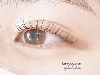 レミュー(Lemieux)/まつ毛パーマ