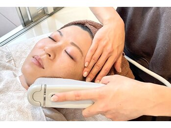 ヴィヴィアナ(viviana)/自分史上最高の小顔を実現