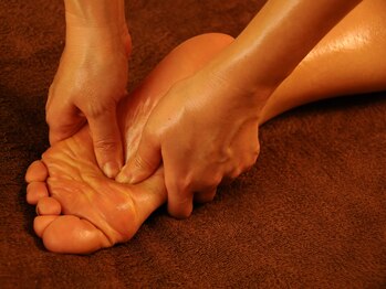 スゥー(ZZZ...)/【6】《施術》足ツボもしっかり