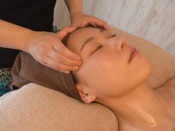 アベリア リュウ(Aberia Lieu)/AberiaLieu頭蓋骨小顔矯正サロン