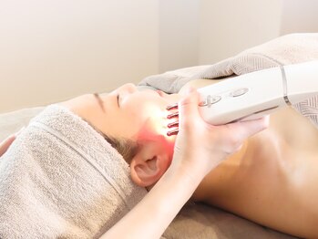 ルーチェ(LUCE)/美容液導入