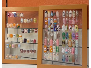 フレールアイラッシュ(Frere eyelash)の写真/【ショート派の方にも◎】ポップなデザインで爪先から明るく★