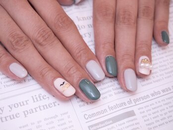 ネイルズ モダ(NAIL'S MODA)/ちょびヒゲおじさんネイル