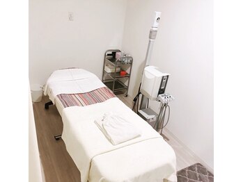 ポーラ ザ ビューティ 烏丸蛸薬師店(POLA THE BEAUTY)/シンプルで清潔なエステルーム！