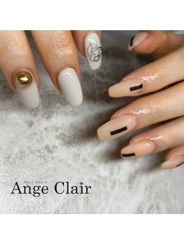 アンジュクレール(Ange Clair)/アシンメトリーネイル