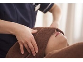 リラクシブ整骨院/ヘッドスパ頭疲れていませんか?