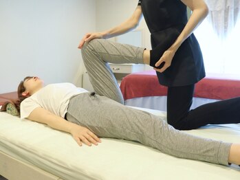 ビコツアコ(美骨Aco)の写真/男女問わずリピーター多数！凄腕美骨矯正師による、カイロプラクティック整体・骨盤矯正・小顔矯正に感動！