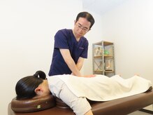 丸の内接骨院グループ 銀座リリース整体院/◆施術風景【腰お尻】