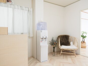 リーウ(leeu)/待ち合い