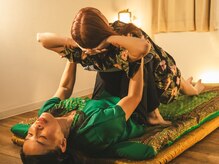 ナカラの雰囲気（本格的なタイ古式のストレッチで体を伸ばしながらリラックス！！）